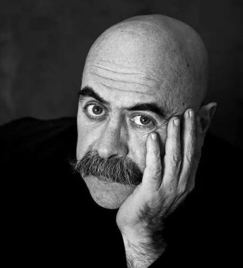 Ezel Akay