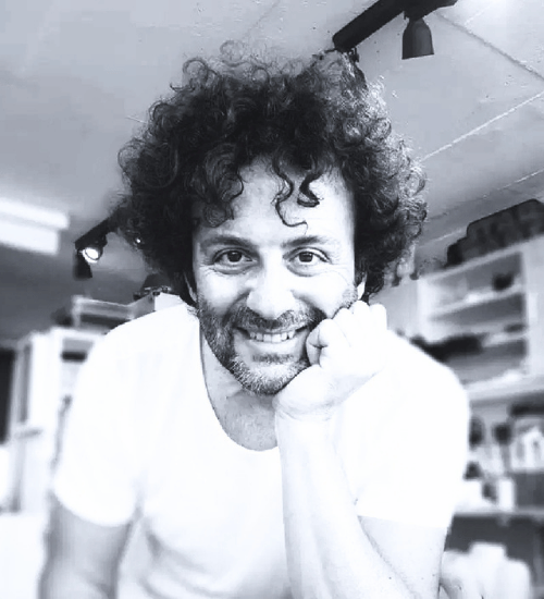Erdil Yaşaroğlu